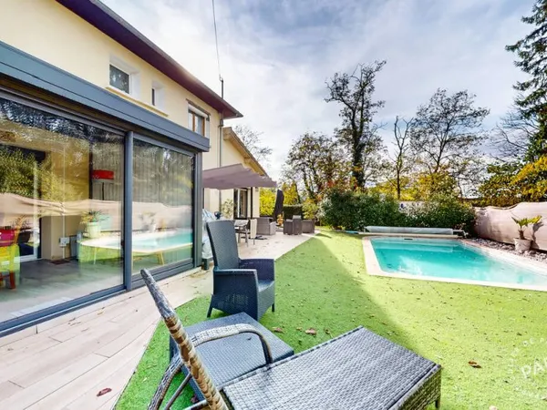 Maison 5 pièces 155 m²