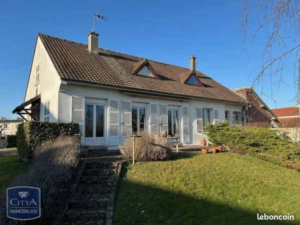Maison 6 pièces 132 m²