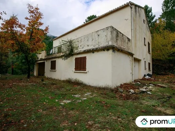 Maison 3 pièces 177 m²