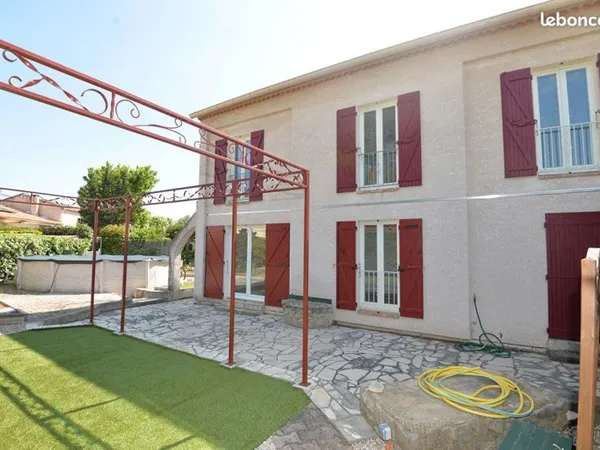 Maison 6 pièces 120 m²