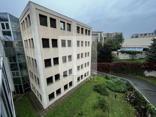 BUREAUX à LOUER