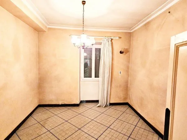 À Vendre Maison Duplex TYPE T7 de 140 m² à EYDOCHE 38960
