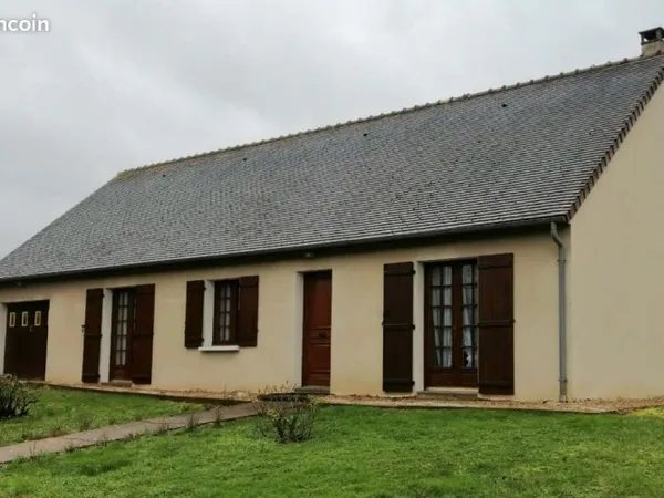Maison traditionnelle lumineuse