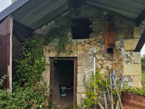 MAISON AVEC GRANGE A RENOVER A MARZY