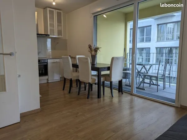 Appartement T4 - 60 m² - Terrasse et parking - Île de Nantes / Prairie-au-Duc