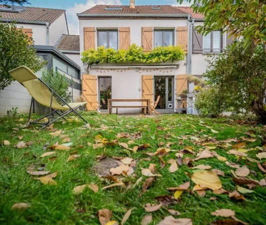 Maison 5 pièces rénovée Jardin Terrasse