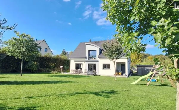 Maison 6 pièces 4 chambres 150 m²