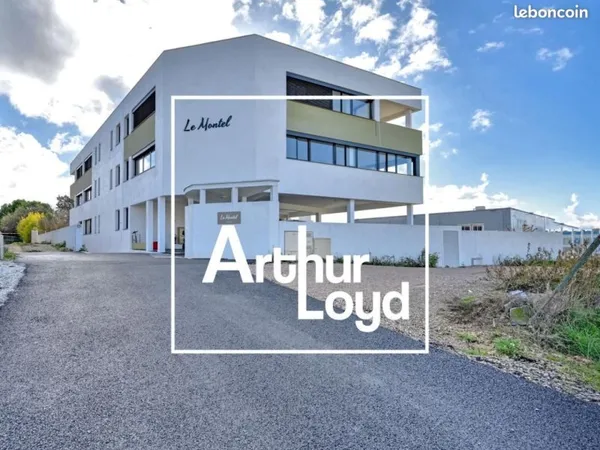 Bureaux 608 m²
