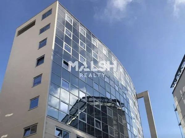 Bureaux 124 m²