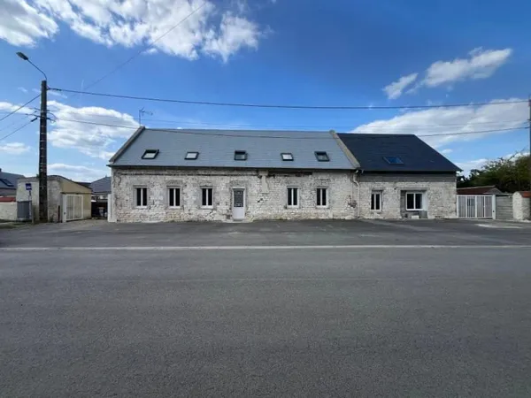 Maison 8 pièces 287 m²
