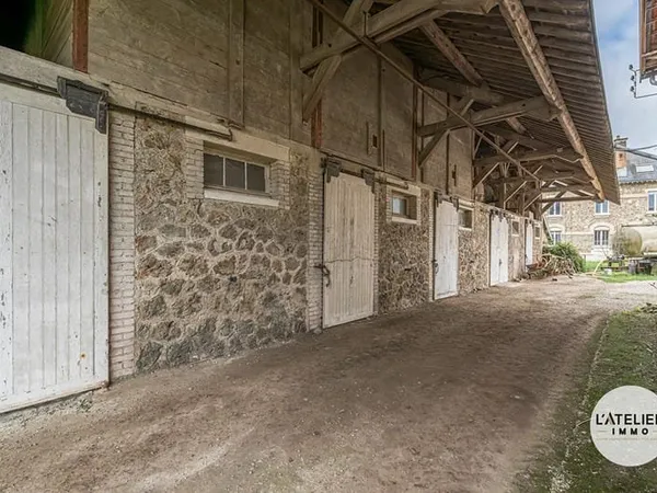 Superbe corps de ferme à 25min de REIMS