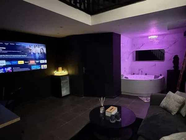 Love room jacuzzi - clé en main - investissement