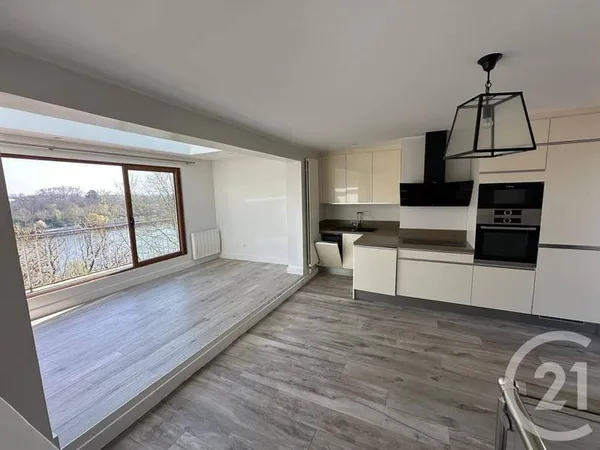 Duplex 5 pièces 96 m²