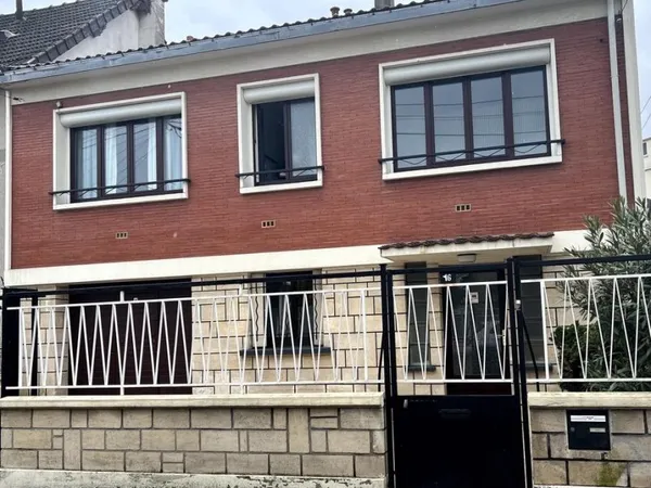 Propriété 7 pièces 150 m²