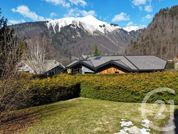 Terrain 365 m²