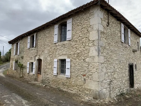 Maison 8 pièces 201 m²