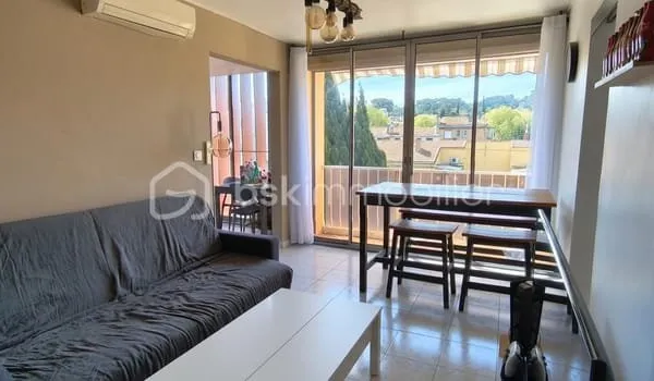 T4 de 60 m² avec grande cave et garage