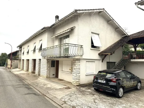 Maison 5 chambres jardin et garage 47200