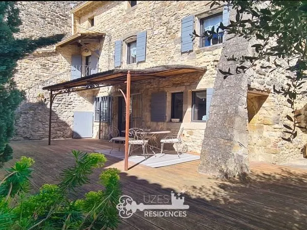 Adorable maison de village avec cour intime, à quelques minutes d'Uzès