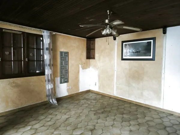 À vendre à Saint-Laurent-de-la-Salanque, maison de village à