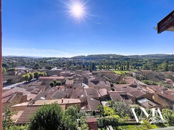 Maison en Pierre Dorée de 200 m2 - Très belle vue