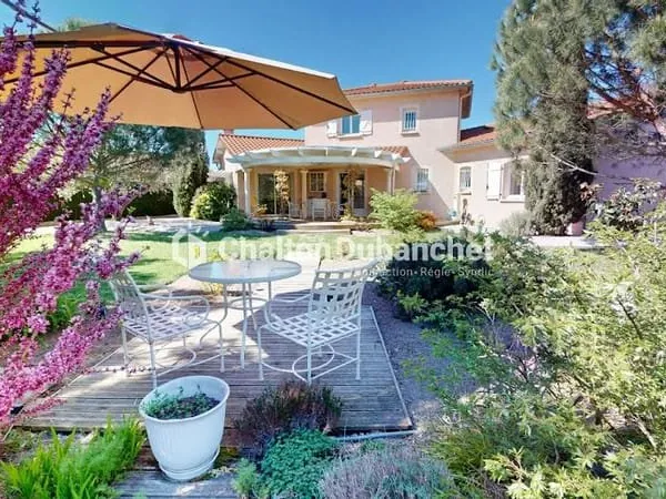 Maison 6 pièces 133 m²