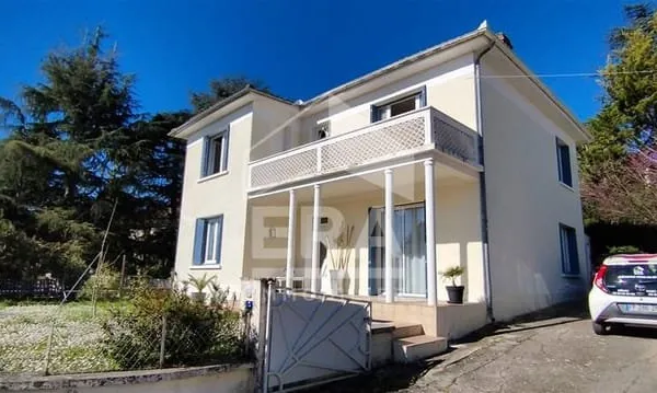 Maison spacieuse à vendre à Port-Sainte-Marie