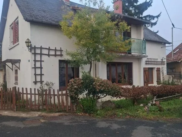 Propriété 5 pièces 101 m²