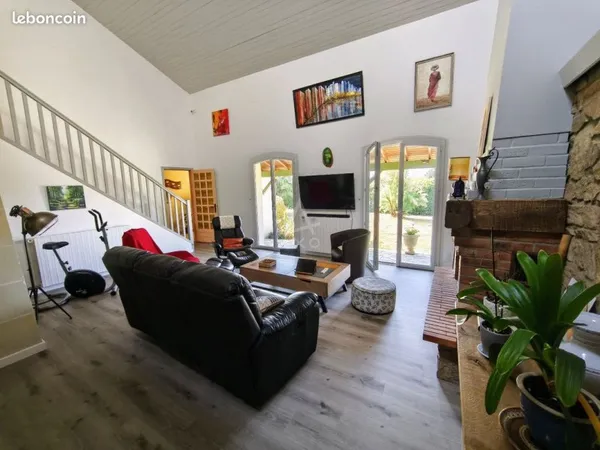Maison 10 pièces 206 m²