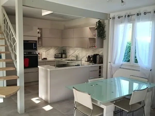 Maison à 12km de Genève