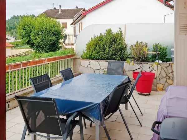 Maison à vendre 10 pièces LA MONNERIE LE MONTEL (63)