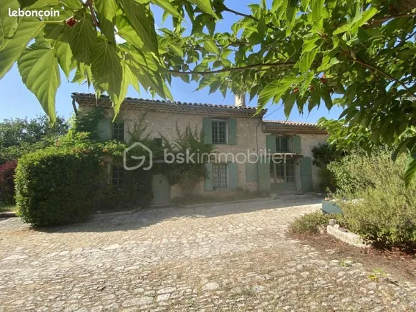 Mas 12 pièces 427 m²