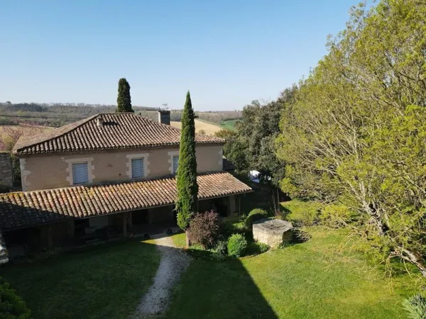 A vendre, proche Jégun, Gers: Jolie maison en pierre en très bon état, à la campagne au calme, 3 cha