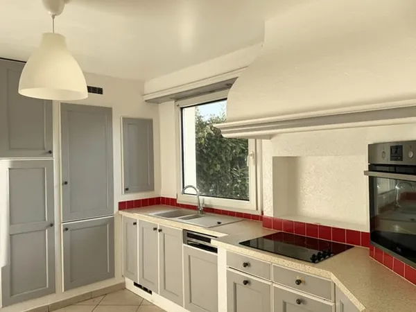 Appartement Annemasse 4 pièce(s) 82 m2 REZ DE JARDIN