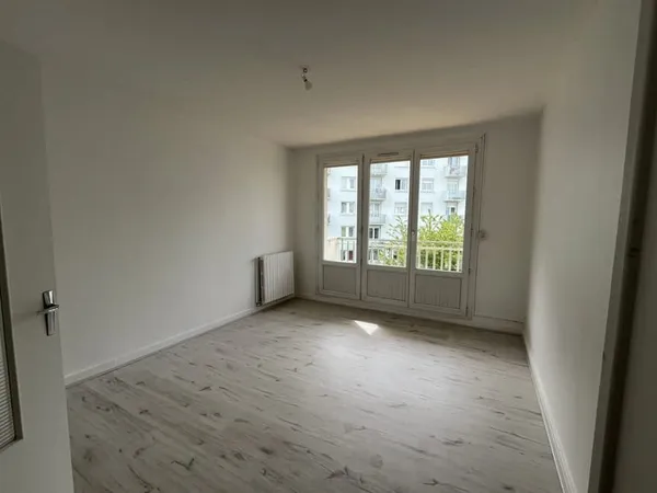F3 65 m2 avec balcon secteur Bellevue / Le Mont