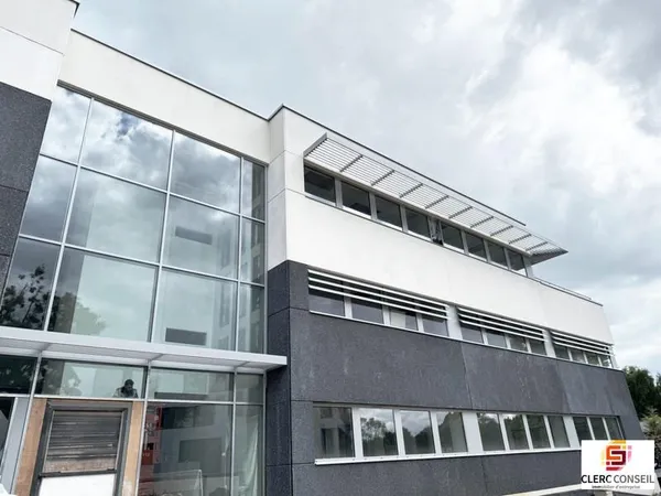 Bureau 454 m²