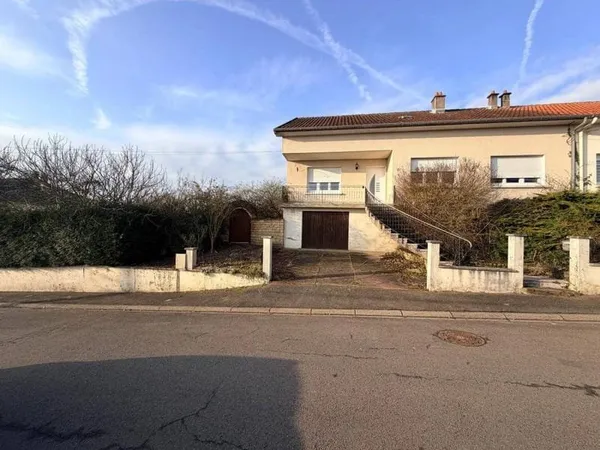 Maison 8 pièces 230 m²