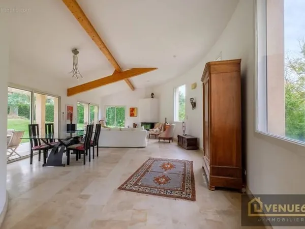 Maison d'architecte sur 3100 m2 divisible