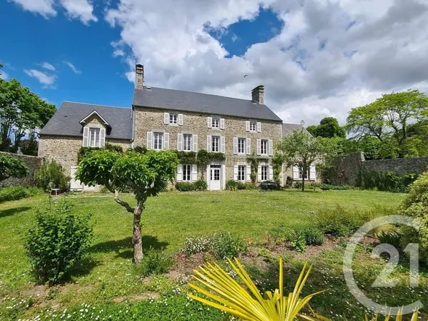 Maison 11 pièces 345 m²