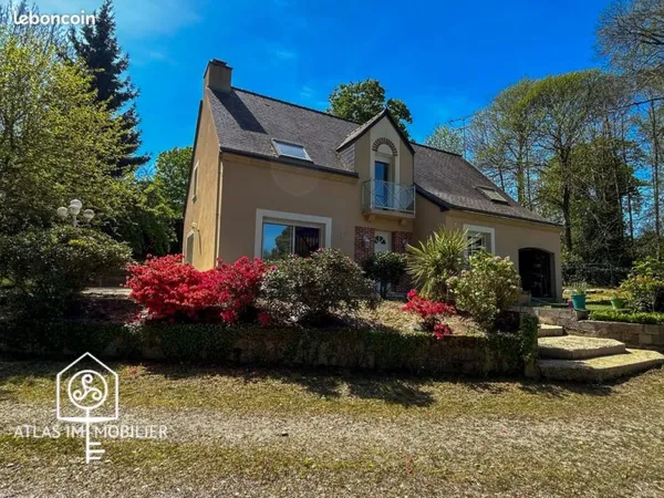 Propriété 6 pièces 130 m²