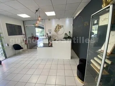 Local commercial