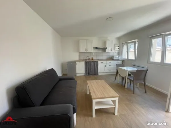 Studio 1 pièce 29 m²