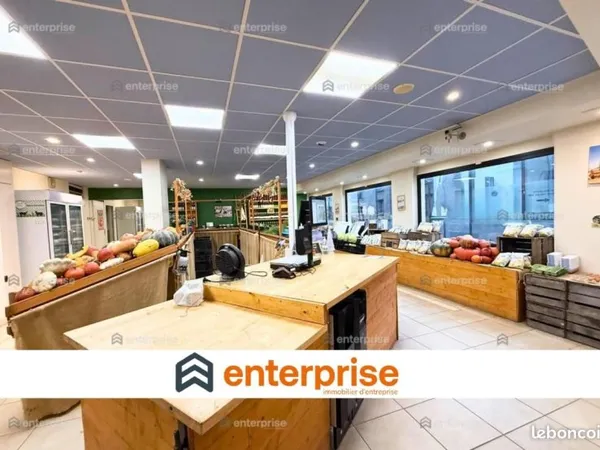 Local commercial 146 m²