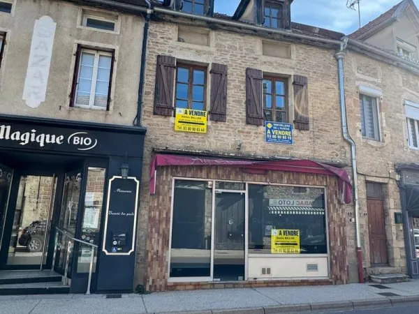 Murs commerciaux- IMMEUBLE EN CENTRE VILLE DE POUILLY EN AUXOIS -21320
