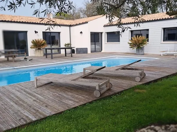 Maison 7 pièces 214 m²