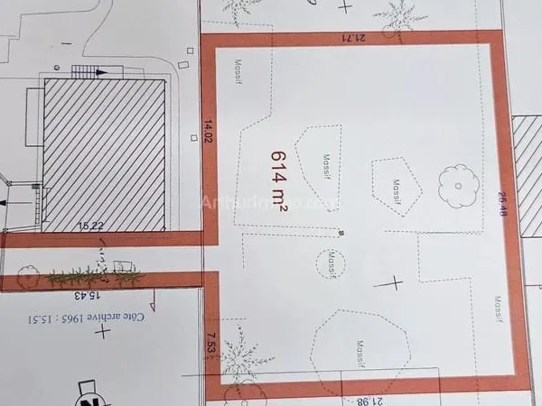 Terrain 614 m²
