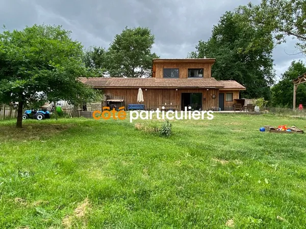 A vendre Maison au coeur de 5 hectares