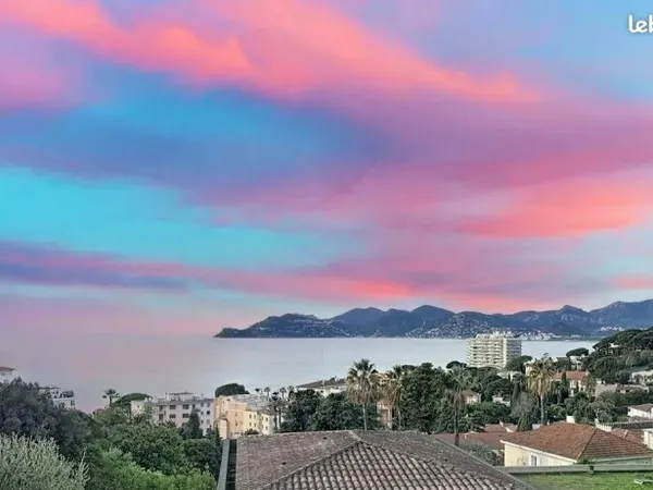 Location au mois vue mer