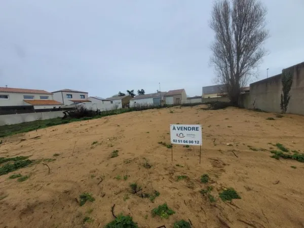 Terrain à bâtir Vente Les Sables-d'Olonne  225m² 167500€