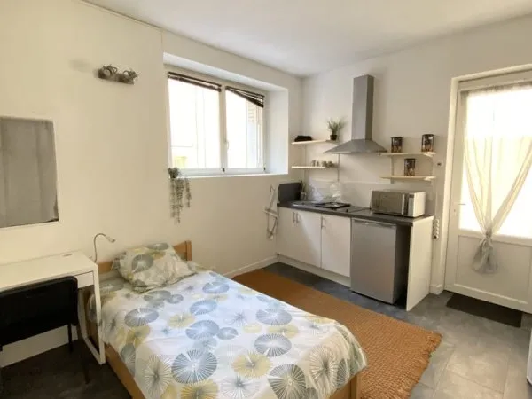 Studio 15m2 centre ville proche école IAE Poitiers